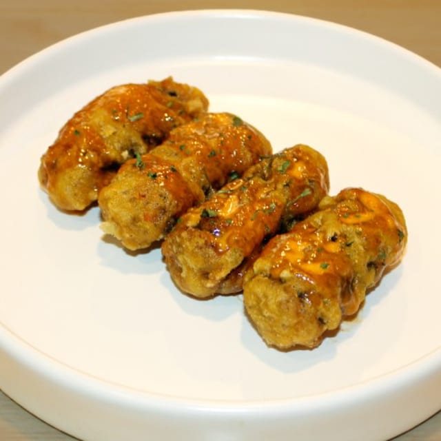 Fried Seaweed Roll.